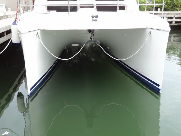 Used Power Catamaran for Sale 2009 Leopard 37 PC Boat Highlights
